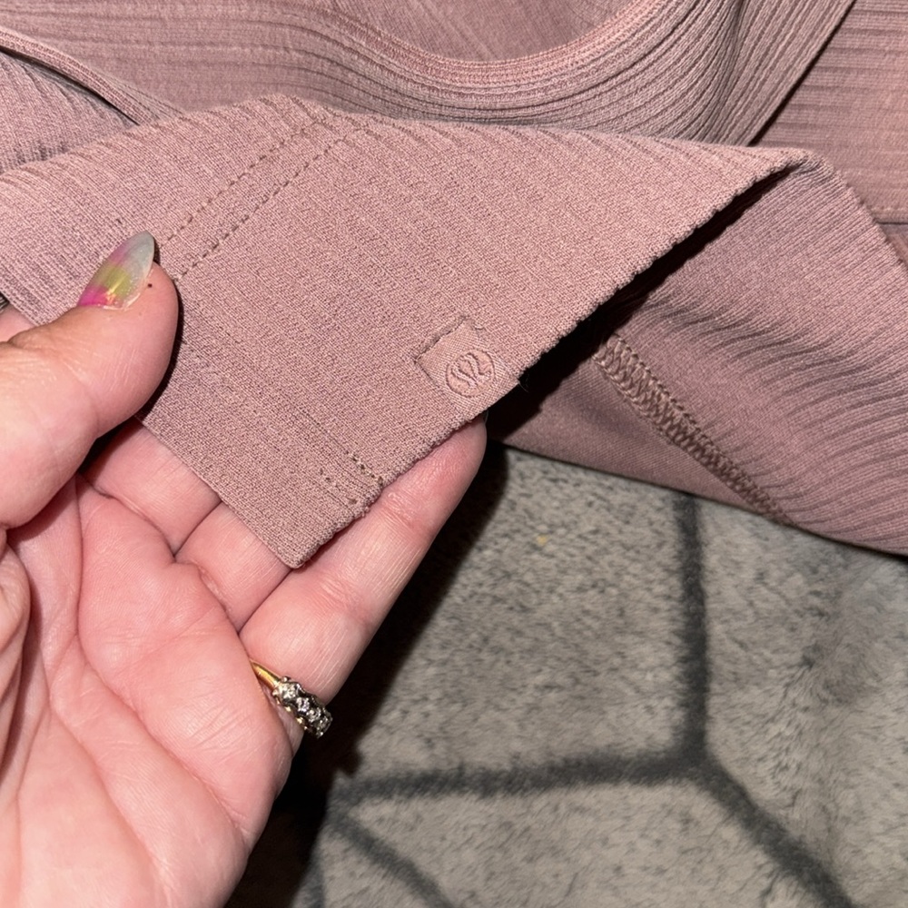 Lululemon Ribbed Softstreme Belted Wrap twilight rose pink size 8 - Picture 5 of 6